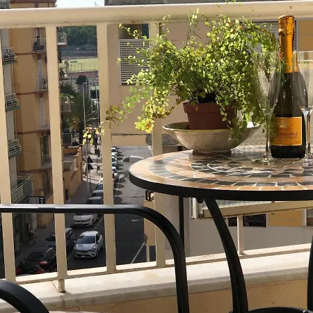 ベッド・アンド・ブレックファスト Fashion Style カリアリ